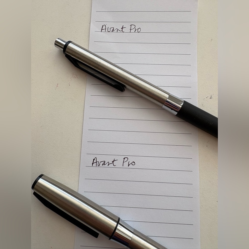 AvantPro pens and refills, gel and Silk Scribe - Picture 2 of 11